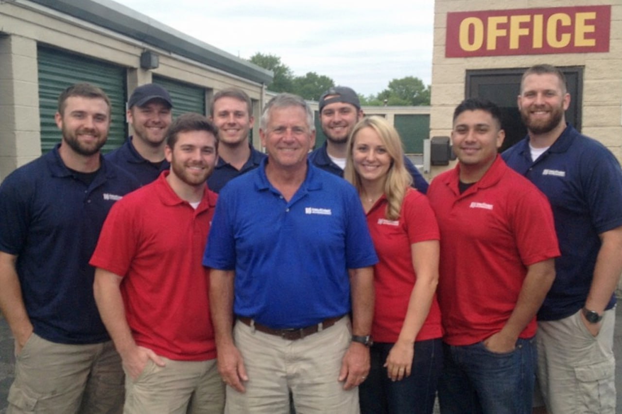 Water damage restoration professionals in Pomona, CA